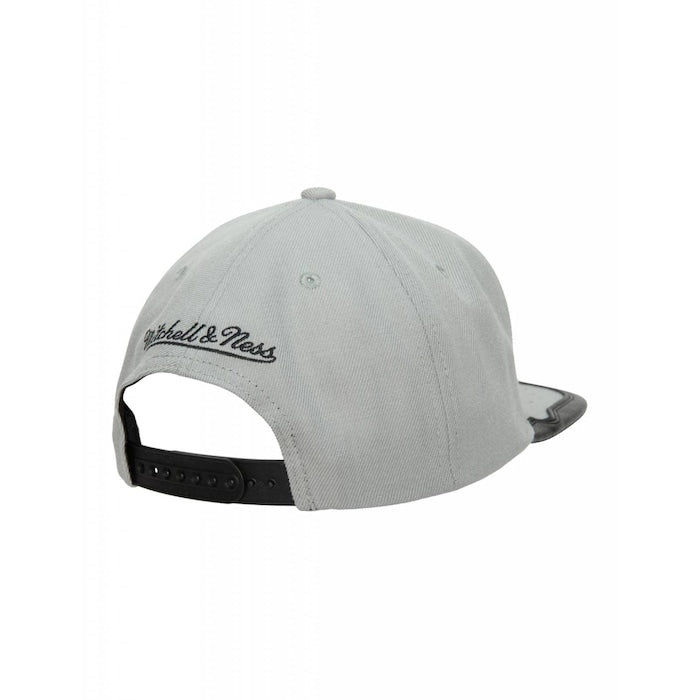 GORRA MITCHELL & NESS BLACK-GREY NBA DE CHICAGO BULLS