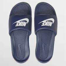 NIKE VICTORI ONE SLIDE SANDALIA
