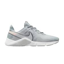 W NIKE LEGEND ESSENTIAL 2 MUJERES